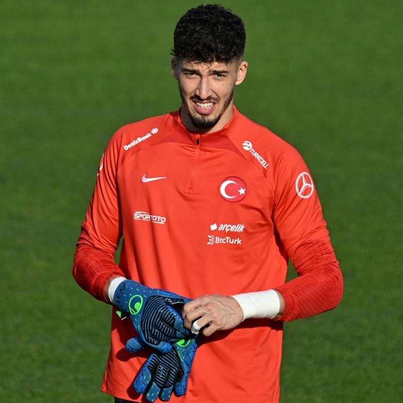 Altay Bay�nd�r: Biz bir b�t�n�z