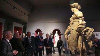 13 binden fazla eser Türkiye'ye iade edildi