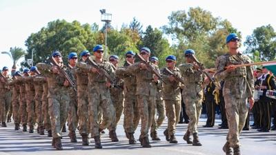 KKTC'de 42. kuruluş yıl dönümü törenlerle kutlandı