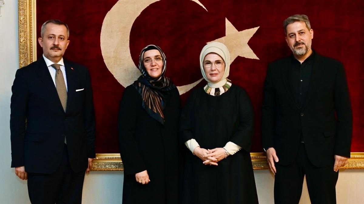 Emine Erdoan stanbul Aile Vakf Grme fotoraflar resimleri