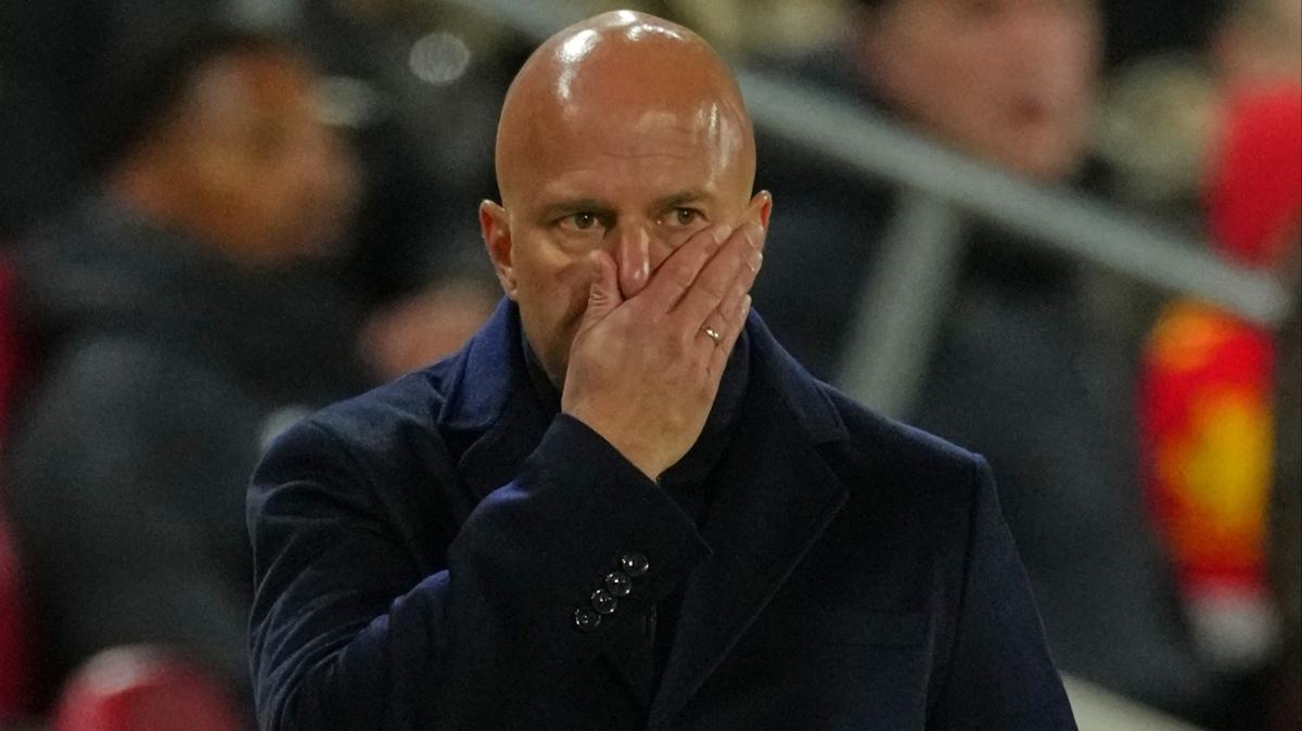 liverpool premier lig arne slot fotoraflar resimleri