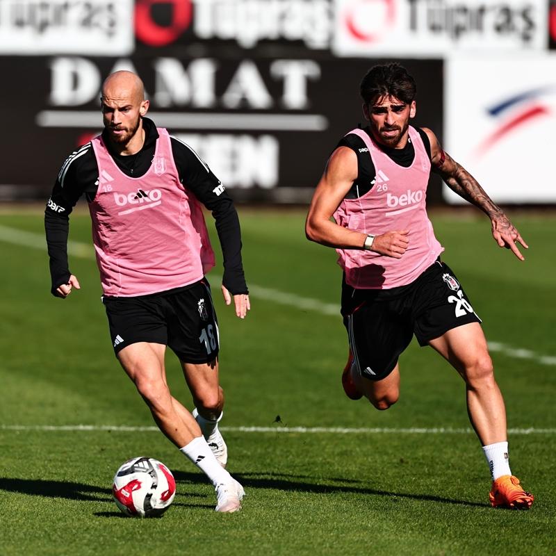 Be�ikta� milli arada �al��malar�na devam ediyor