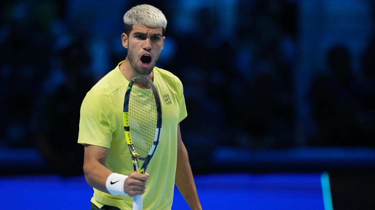 ATP Finalleri Carlos Alcaraz Jannik Sinner fotoraflar resimleri