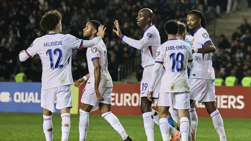 Fransa deplasmanda Azerbaycan'ı 3 golle geçti