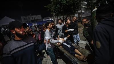 Katil srail atekes dinlemiyor! Gazze'de bir okula saldrd