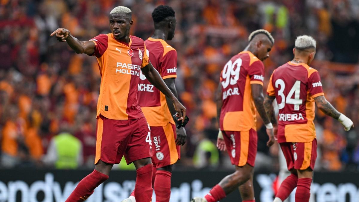 galatasaray sper lig futbol fotoraflar resimleri