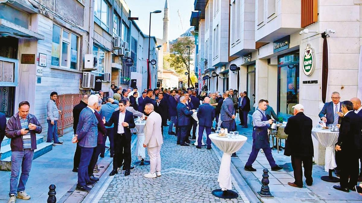 istanbul caalolu kitaplar soka kitap yaynevi kitap matbuat kltr fatih belediyesi mehmet ergn turan fotoraflar resimleri