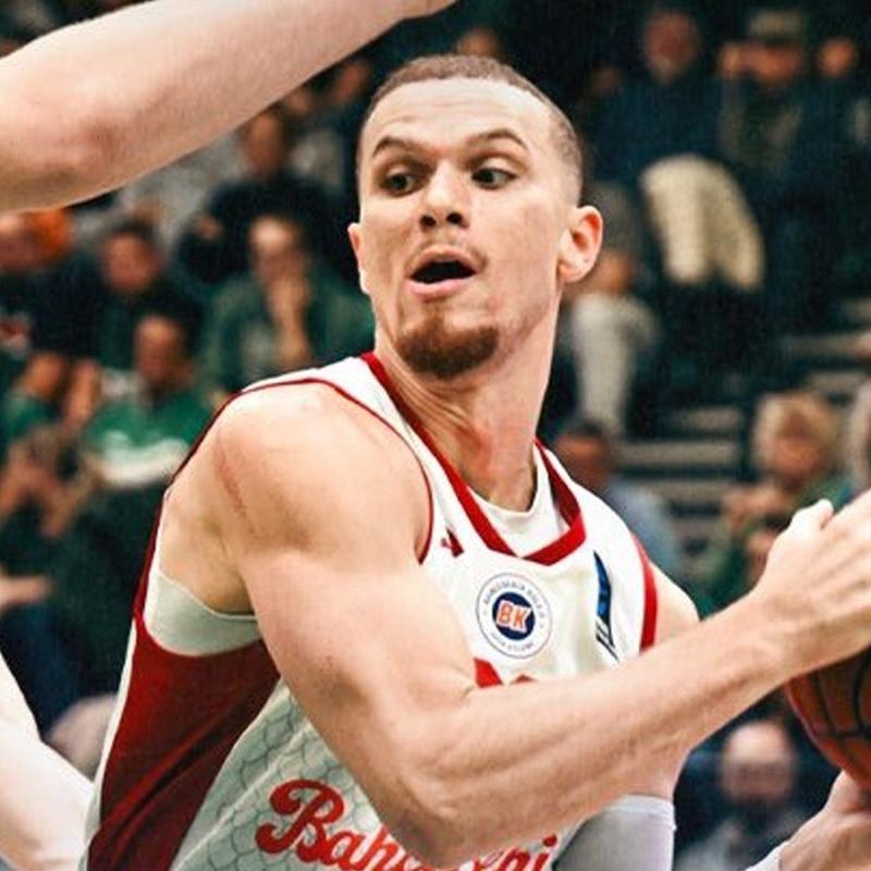 Baheehir Koleji, Polonya deplasmanndan malup dnd