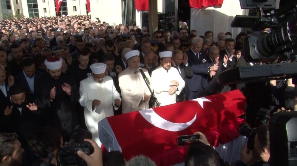 Şehit Pilot Bahar dualarla defnedildi