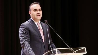 Bakan Kacr: Yatrm teviklerini nokta at belirleyerek sektrlerin gelecee tanmasn amaladk