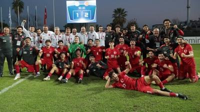 U19 Milli Takm, Yunanistan' 2 golle geti