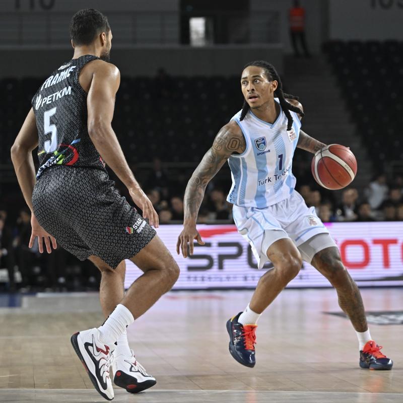 Trk Telekom'dan sakatlk aklamas