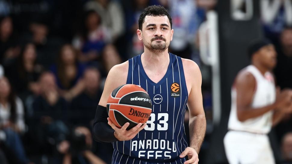 Anadolu Efes'ten açıklama: 3 hafta yok!