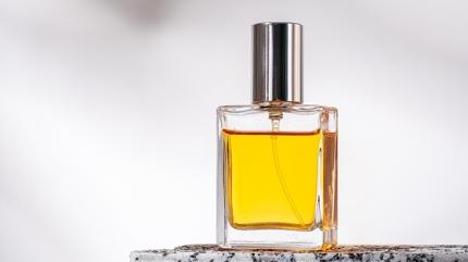 Parfmn etkisi hemen geiyorsa bunu deneyin! Kalc etkisi artyor