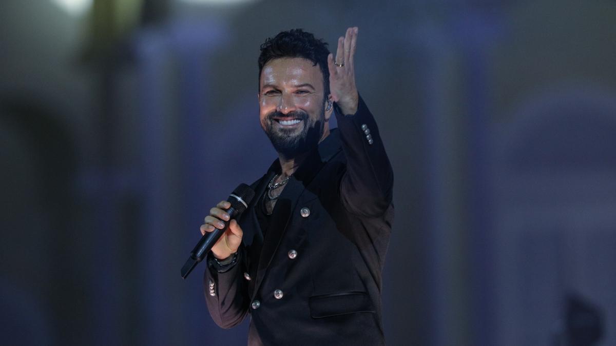 tarkan tarkan konser tarkan konser bilet magazin fotoraflar resimleri
