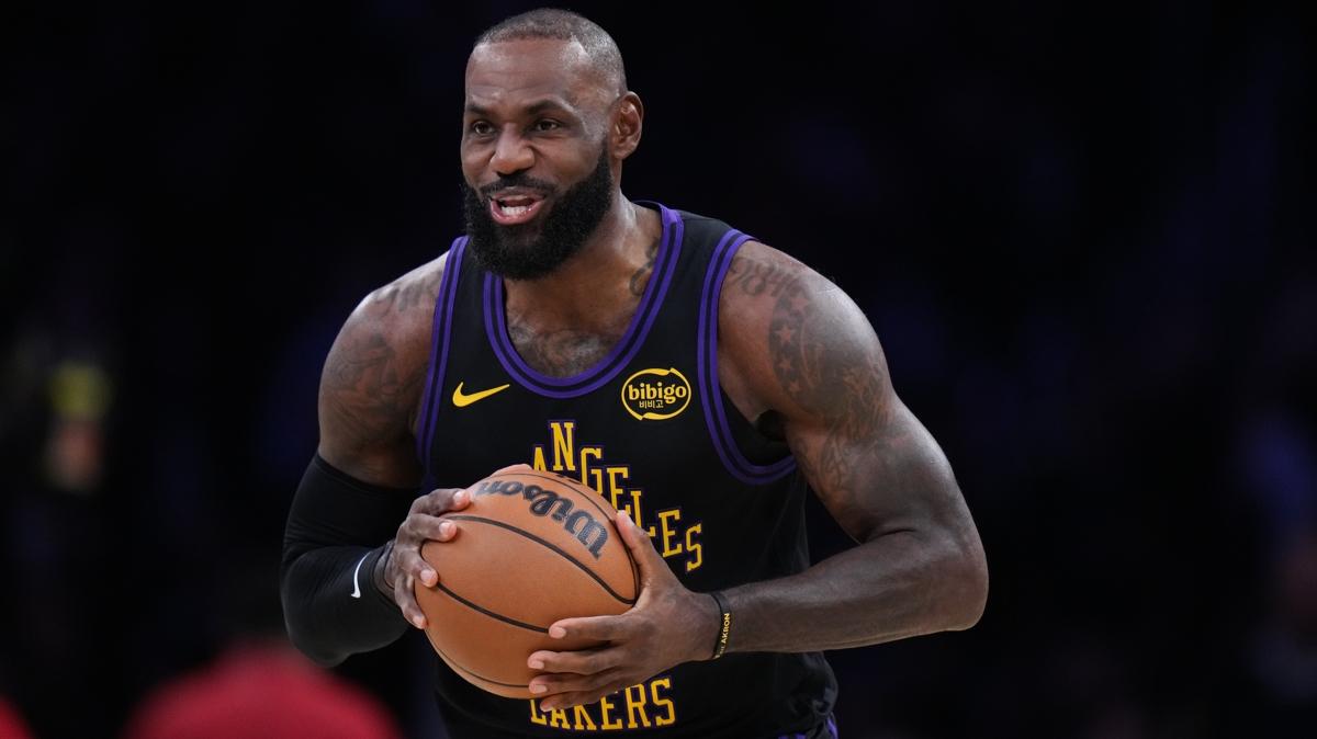 LeBron James NBA Basketbol fotoraflar resimleri