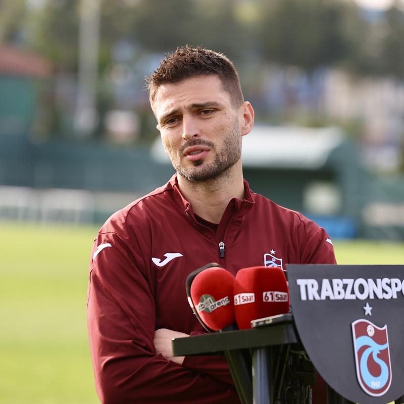 Okay Yoku�lu: Zirveden kopmamak ve hep yar��an bir tak�m olmak istiyoruz