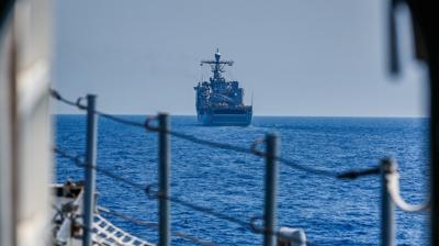 Blgede gerilim trmanyor... ABD donanmasna fze tehdidi