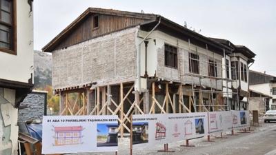 Depremden etkilenen tarihi konaklar kltr ve sanatn merkezi olacak