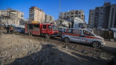 Soykırımcı İsrail'in Gazze'de düzenlediği saldırıda 3 Filistinli şehit oldu