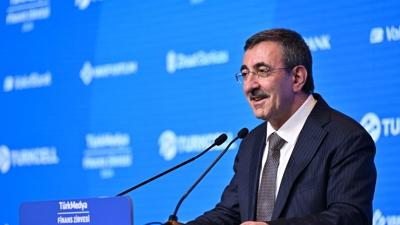 TrkMedya Finans Zirvesi 2025... Cumhurbakan Yardmcs Cevdet Ylmaz'dan aklamalar