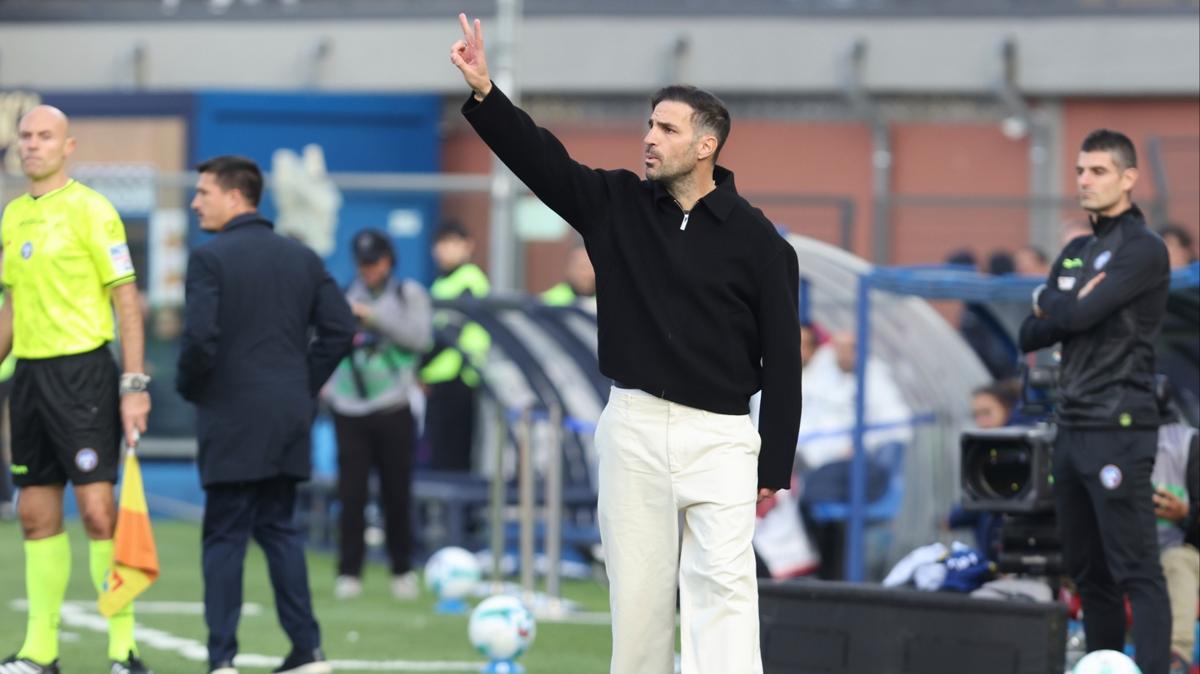  Cesc Fabregas Como Conte fotoraflar resimleri