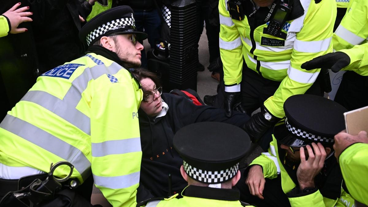 ingiltere londra adalet bakanl palestine action israil gzalt filistin fotoraflar resimleri