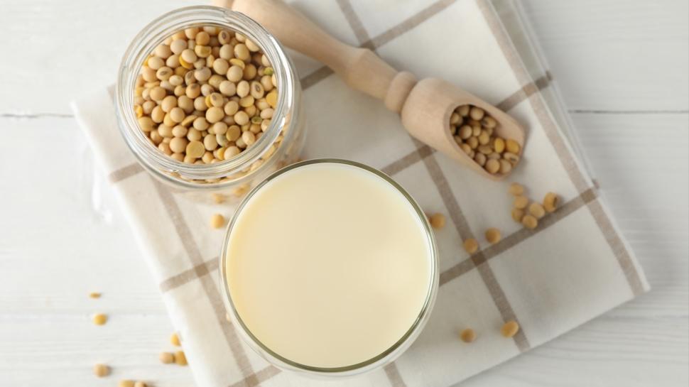 Kemikler beton gibi sağlamlaşıyor: Hayvansal içecek bir numara