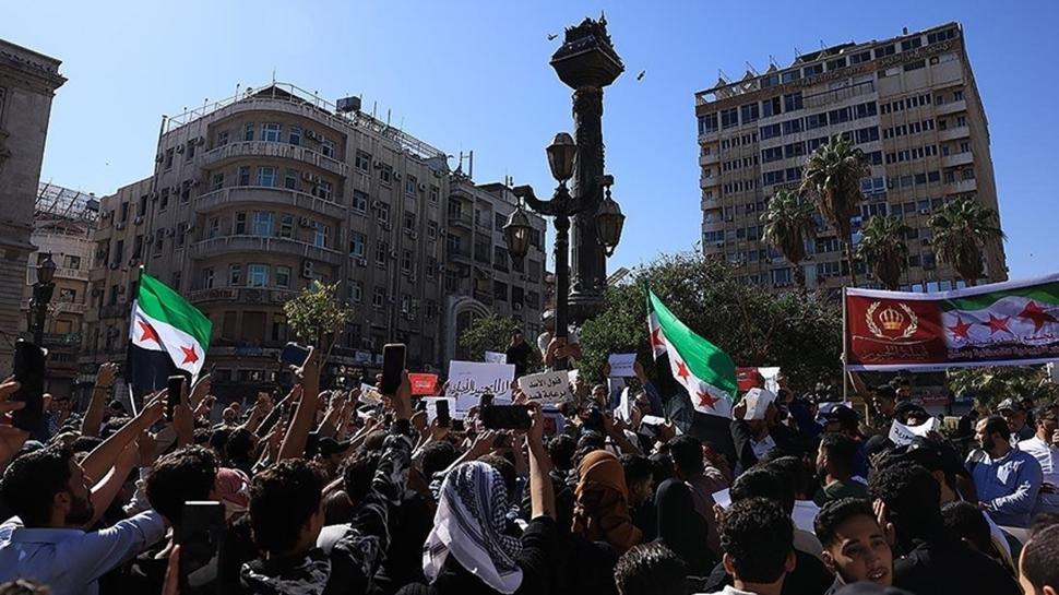 Suriye'de terör örgütü PKK protesto edildi