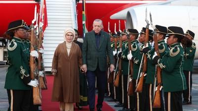 G20 Zirvesi'ne katlacak... Bakan Erdoan'a Gney Afrika'da cokulu karlama