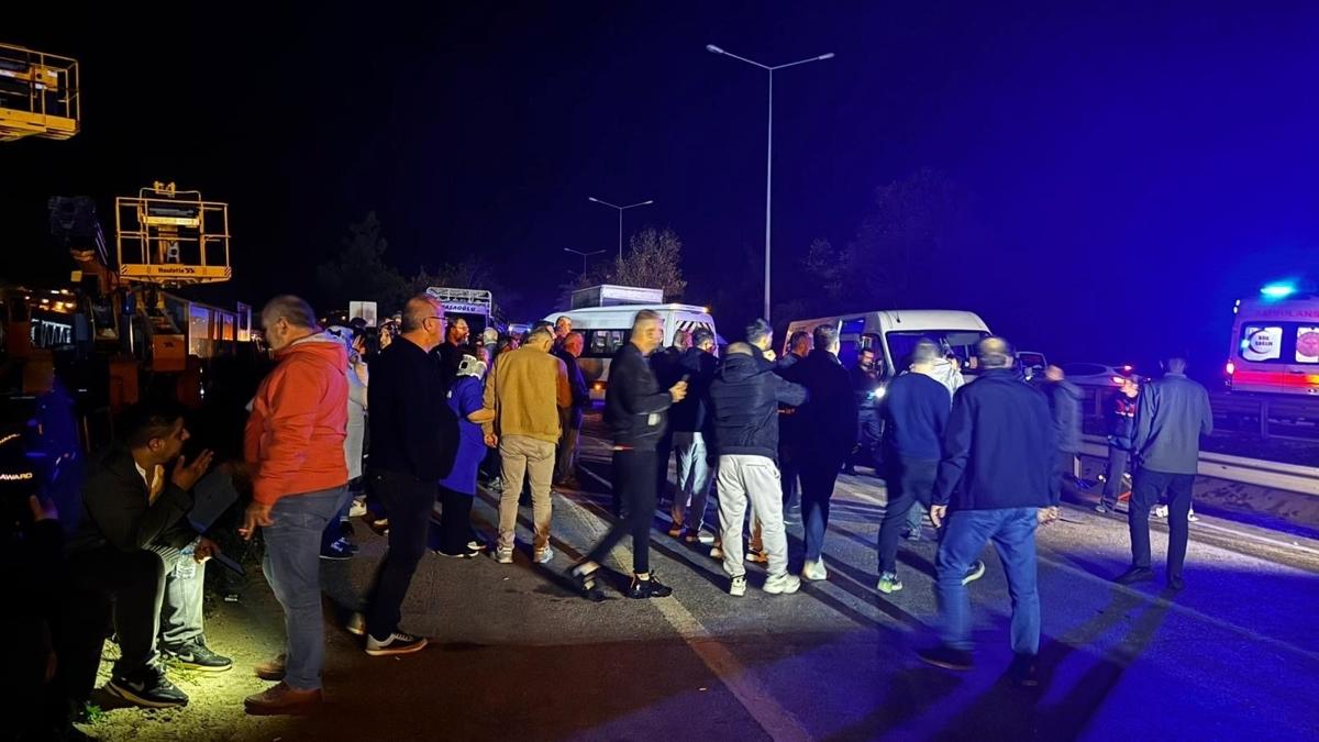 Bursa Trafik Kazas Servis Minibs fotoraflar resimleri