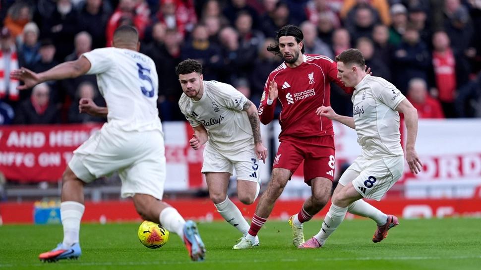 Liverpool'a bir darbe daha! Anfield'da 3 gollü mağlubiyet