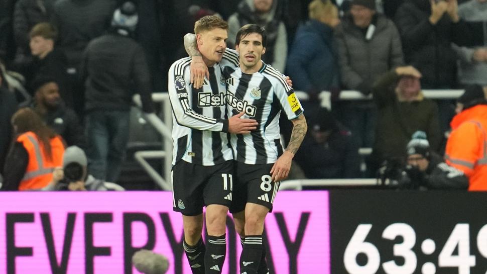 Newcastle United, Manchester City'yi Harvey Barnes ile yıktı!