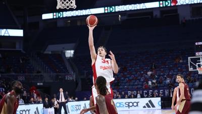 Baheehir Koleji, Trabzonspor karsnda zorlanmad