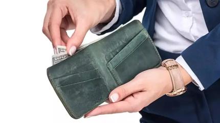 Cann al parasn alma! Pinti ve cimri 4 bur belli oldu