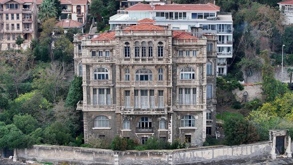 Boğaz'ın simge yapısı... Zeki Paşa Yalısı satışa çıkarıldı