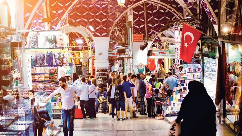 "Dünyanın en çok hayal kırıklığına uğratan 10 tatil destinasyonu" listesini yayımladı... Kapalıçarşı'ya haksızlık!