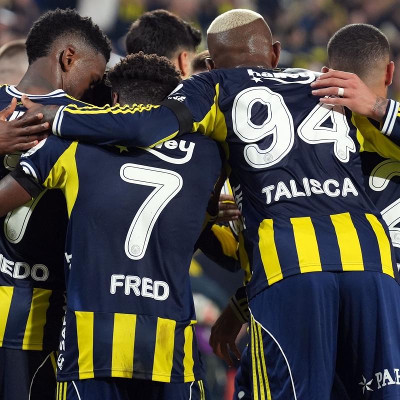 Fenerbah�e, Rize deplasman�nda! ��te muhtemel 11'ler...