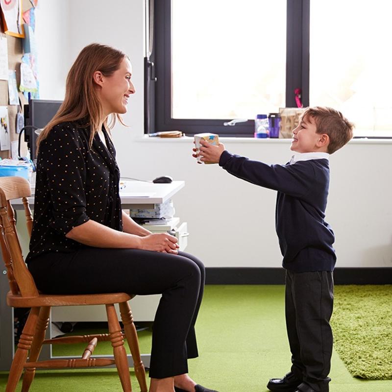 Kadn retmenlere alnacak en gzel 10 hediye