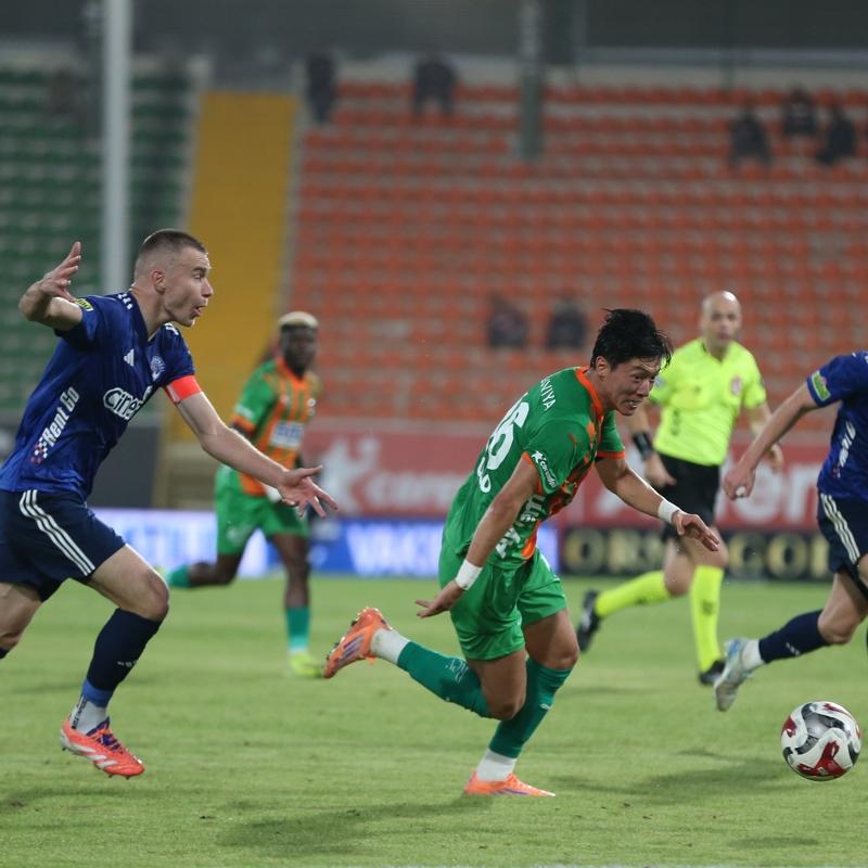 Kas�mpa�a, Alanya deplasman�ndan 3 puanla ayr�ld�