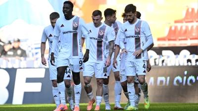 Gaziantep FK, Sper Lig'de 3 ma sonra kazand