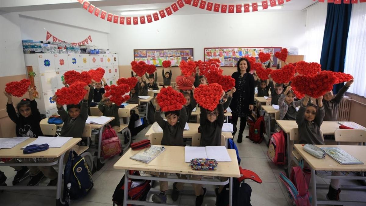 24 Kasm retmenler Gn Hatran Yeter Eitim etkinlikleri fotoraflar resimleri
