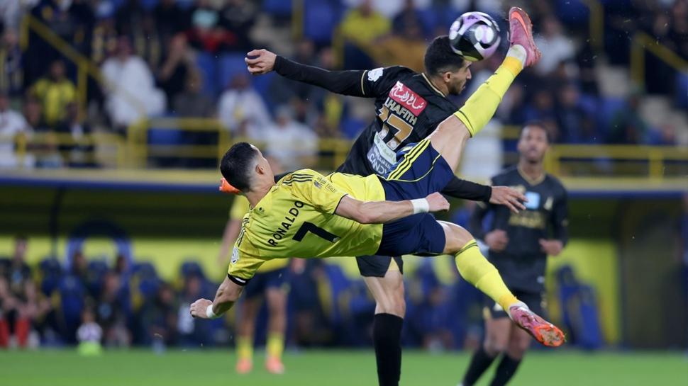 Cristiano Ronaldo'dan jeneriklik röveşata!