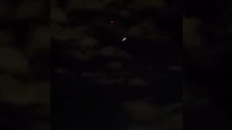 İstanbul'a göktaşı mı düştü? Gören telefona sarıldı