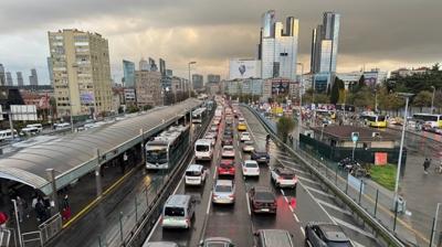stanbul'a haftann ilk gn srprizi! Tm arterler kilitlendi