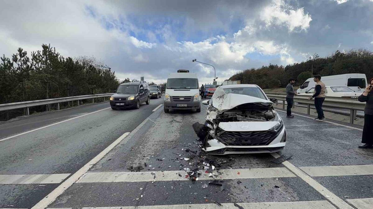 trafik kazas  stanbul Arnavutky  ara kuyruklar fotoraflar resimleri