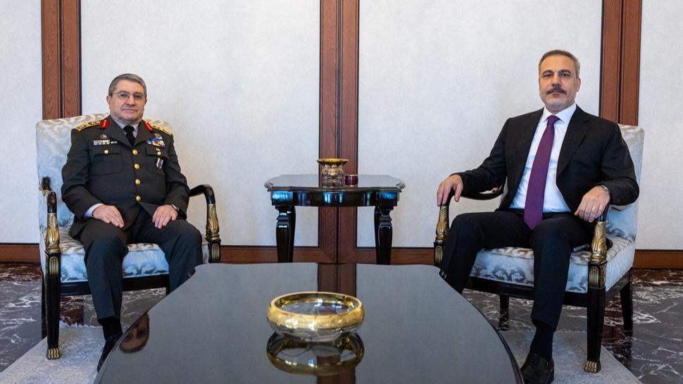 Bakan Fidan, Genelkurmay Başkanı Orgeneral Bayraktaroğlu'nu kabul etti