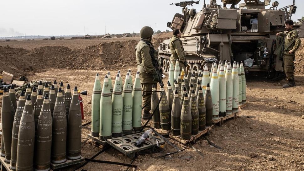 Katilden Lübnan'a fosfor bombasıyla saldırı