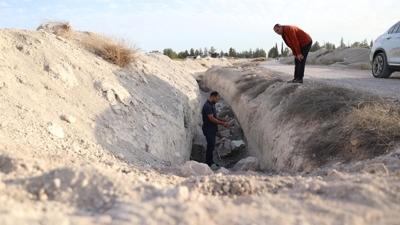 Kayplar ortaya kyor: Suriye'de drt toplu mezar daha bulundu