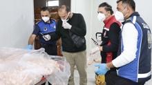 Piyasaya sreceklerdi! 25 ton bozuk tavuk rn imha edildi